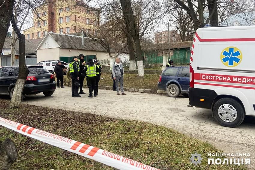 Пошкоджена будівля ТЦК у Кам'янці-Подільському після вибуху 5 лютого 2025 року