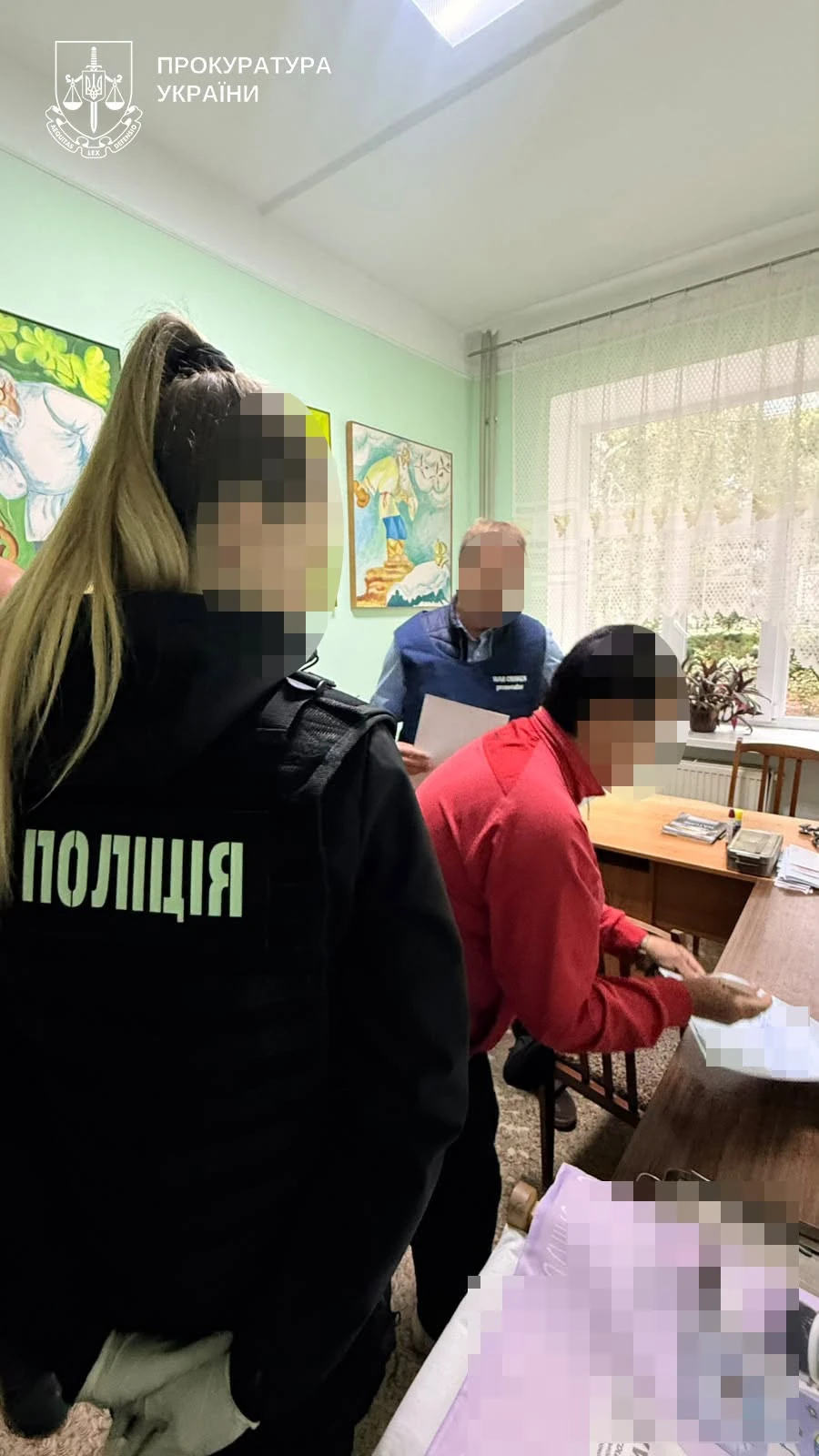 Медична документація, вилучена під час обшуків у медиків та посередників у справі ЛКК на Тернопільщині